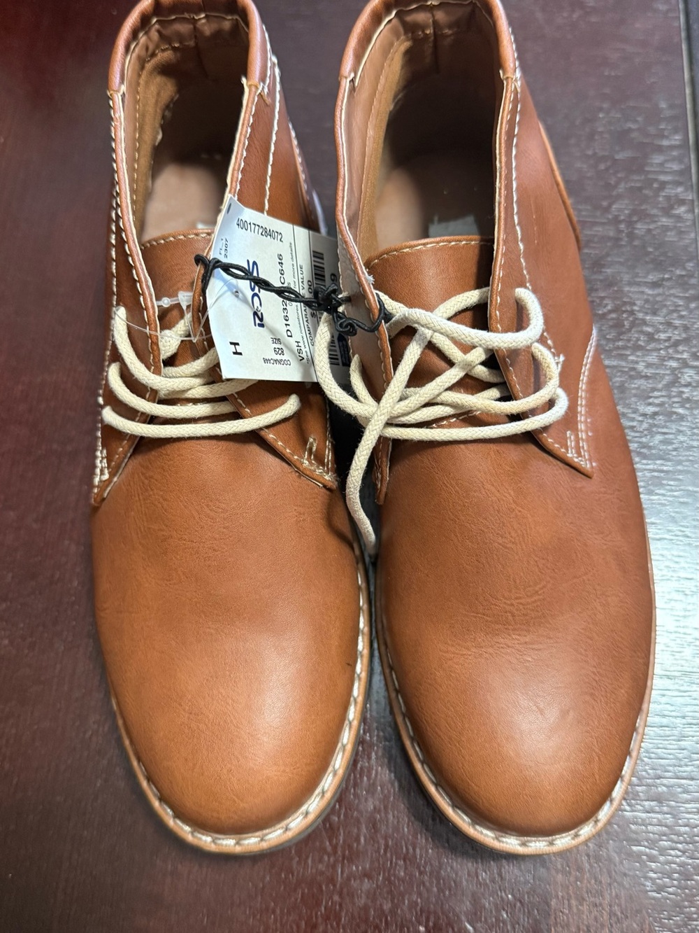 New Steve Madden boys  Tan-Brown Chukka Boots with Cream Laces
